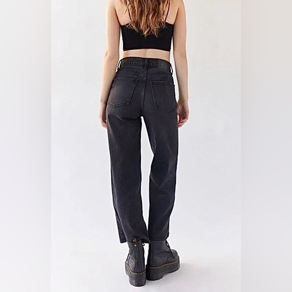 BDG Black High & Wide Women's Cropped Jeans, NWOT, Size 28 - Picture 2 of 9